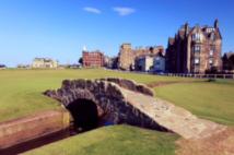 Swilcan Bridge, famous photo spot
