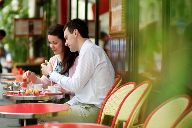 Austerity Adventures: The Cheapest Way to Travel to Europe - Choose Restaurants Wisely
