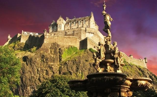 Edinburgh Castle, Scotland | Family Vacation Destinations