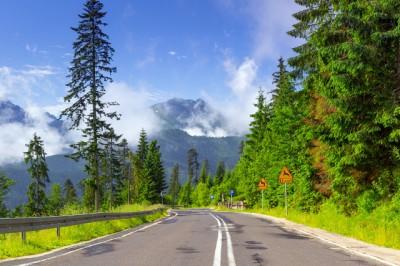 european-travel-tips-traveling-in-europe-by-car-auto-europe