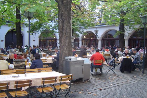 Hofbrauhaus Beer Garten