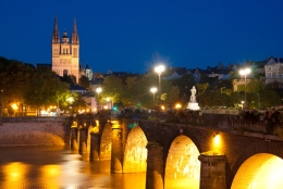 Angers Bars, Restaurants & Nightlife