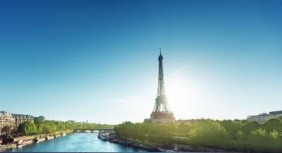 Summer Weather in Paris France