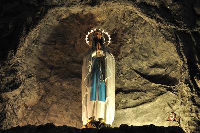 Things to Do in Rome Crypts and Catacombs Walking Tour