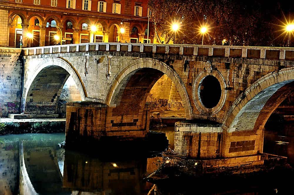 Things to Do in Rome: Walk Along the Ponte Sisto