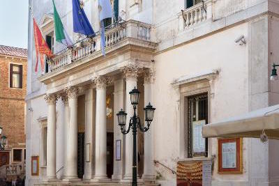 Things to Do in Venice: Book Theater Tickets at Teatro La Fenice