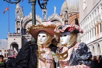 Things to Do in Venice: Join the Carnivale